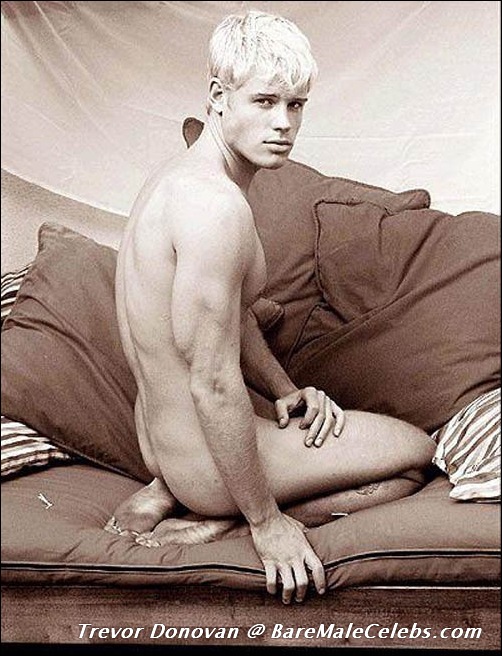 Bmc Trevor Donovan Nude On Baremalecelebs Hot Sex Picture