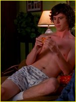 Charlie McDermott nude photo