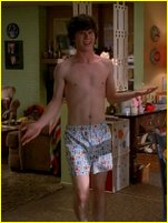 Charlie McDermott nude photo