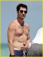 Dylan McDermott nude photo