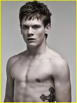 Jack O'Connell nude photo