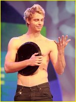 Luke Mitchell nude photo