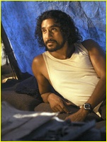 Naveen Andrews nude photo