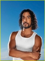 Naveen Andrews nude photo