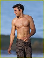 Zac Efron nude photo