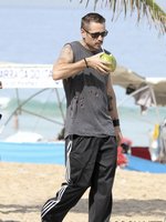 Colin Farrell nude photo